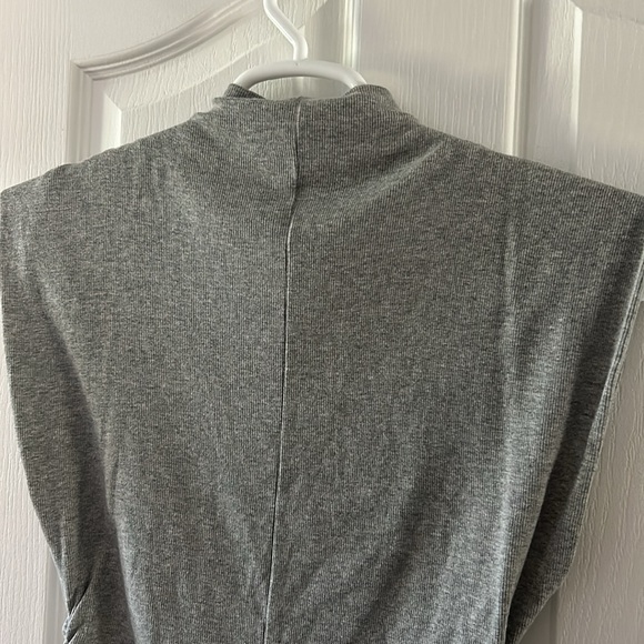 Michael Stars Amara Ribbed Shoulder Tee - Picture 7 of 7